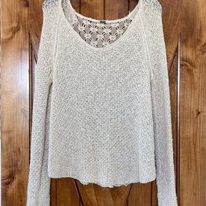 Boho light sweater tethered long sleeve